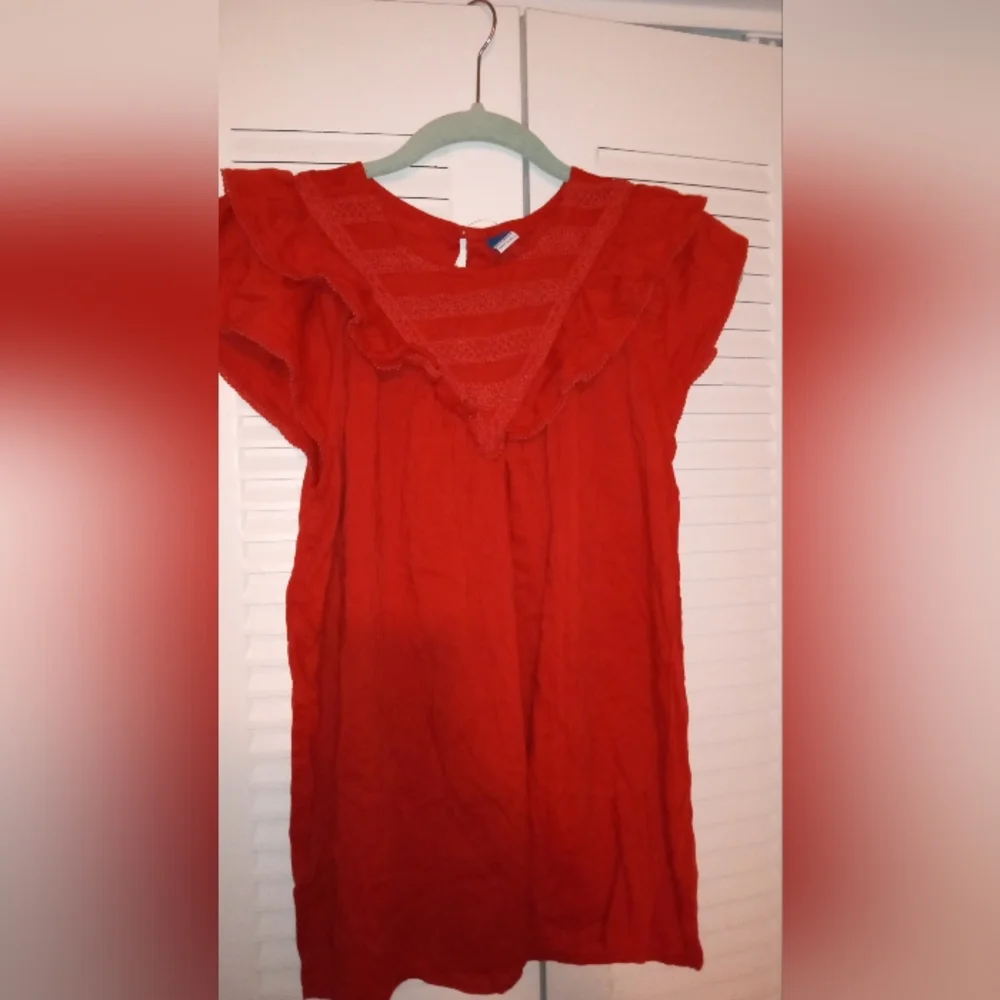 Red  Ruffle Top - Picture 2 of 6